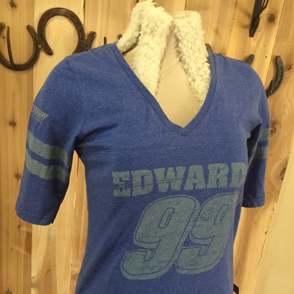 Nascar Carl Edwards V-neck fitted t-shirt Race top - Picture 2 of 7
